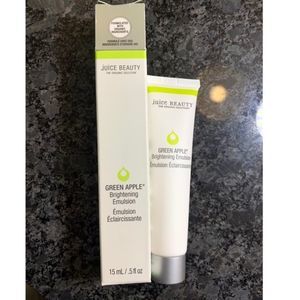 NEW! JUICE BEAUTY Green Apple Brightening Emulsion